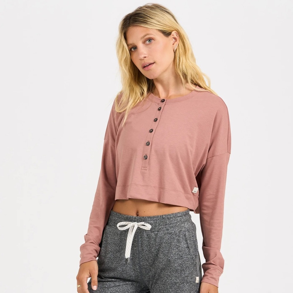 Vuori Mauve Buttoned Long Sleeve Crop Top